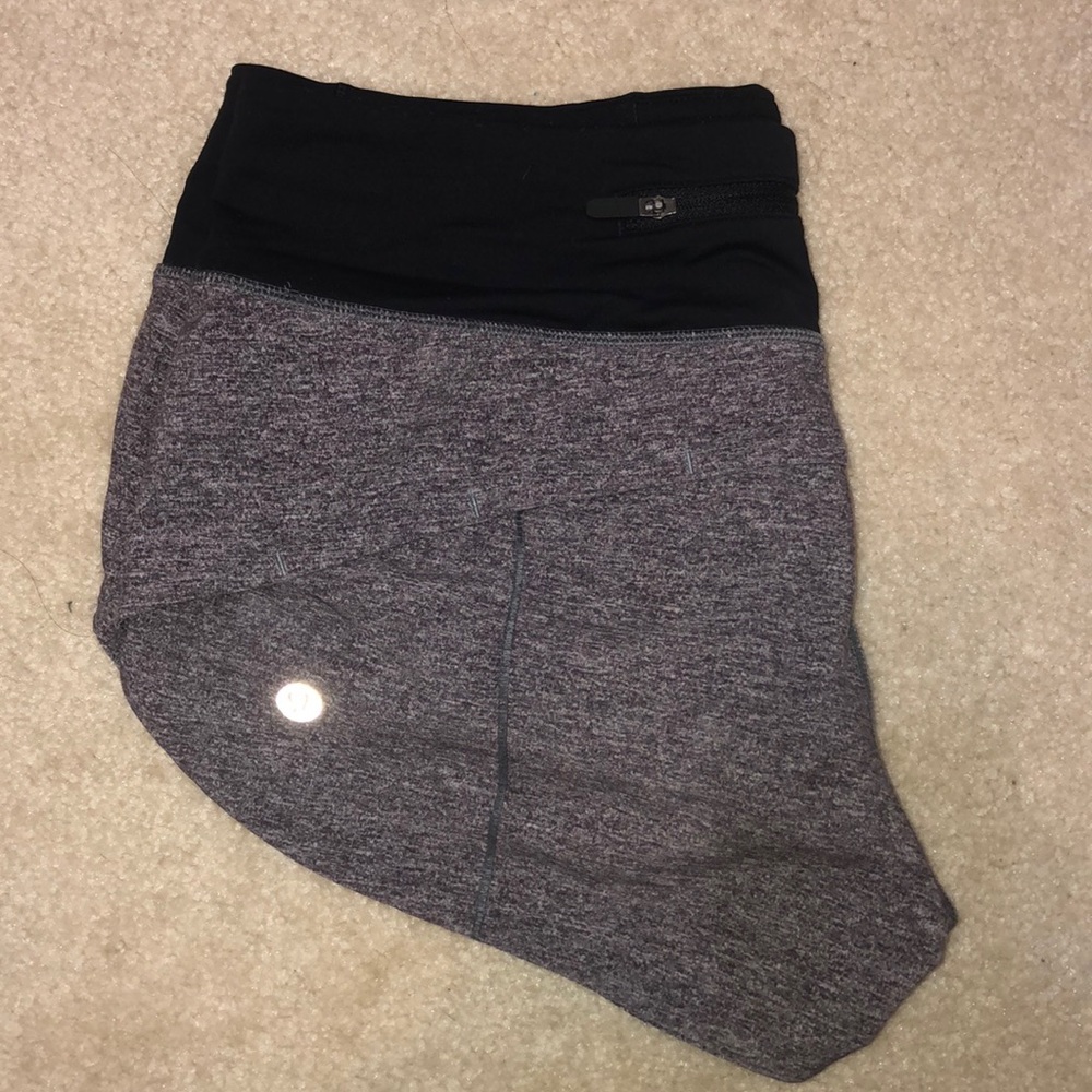 Lululemon Speed Up Shorts 2.5